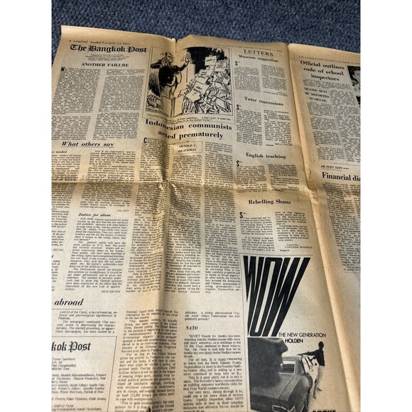 Vtg Newspaper Bangkok Post October 17, 1968 Agreement Near on Vietnam Bomb Halt - Picture 6 of 11